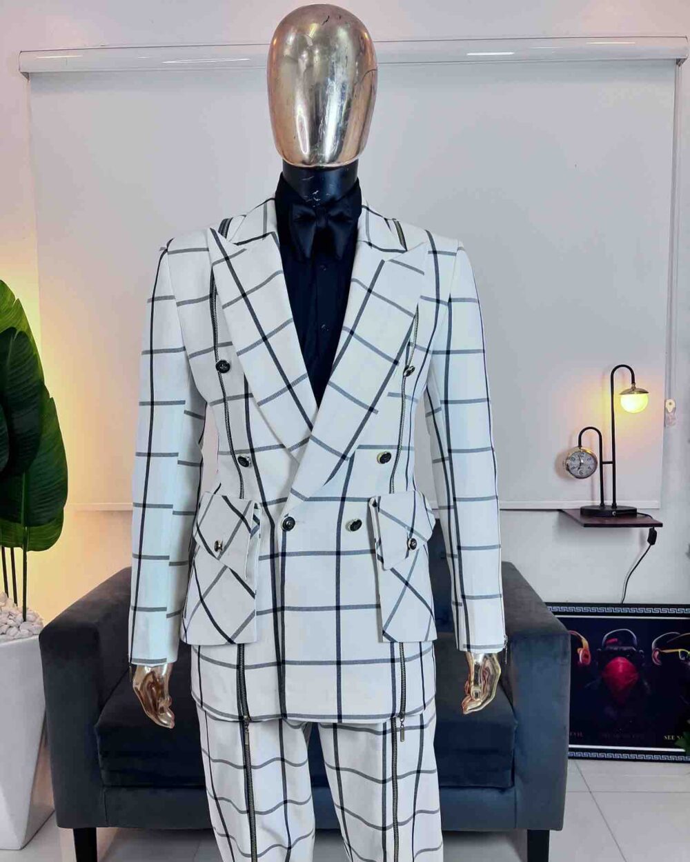 White check double breasted zip detailed suit