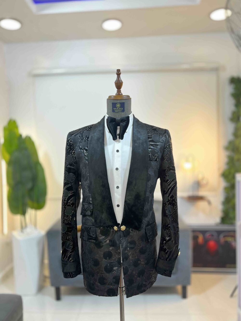 Animal-skin jacquard tuxedo suit