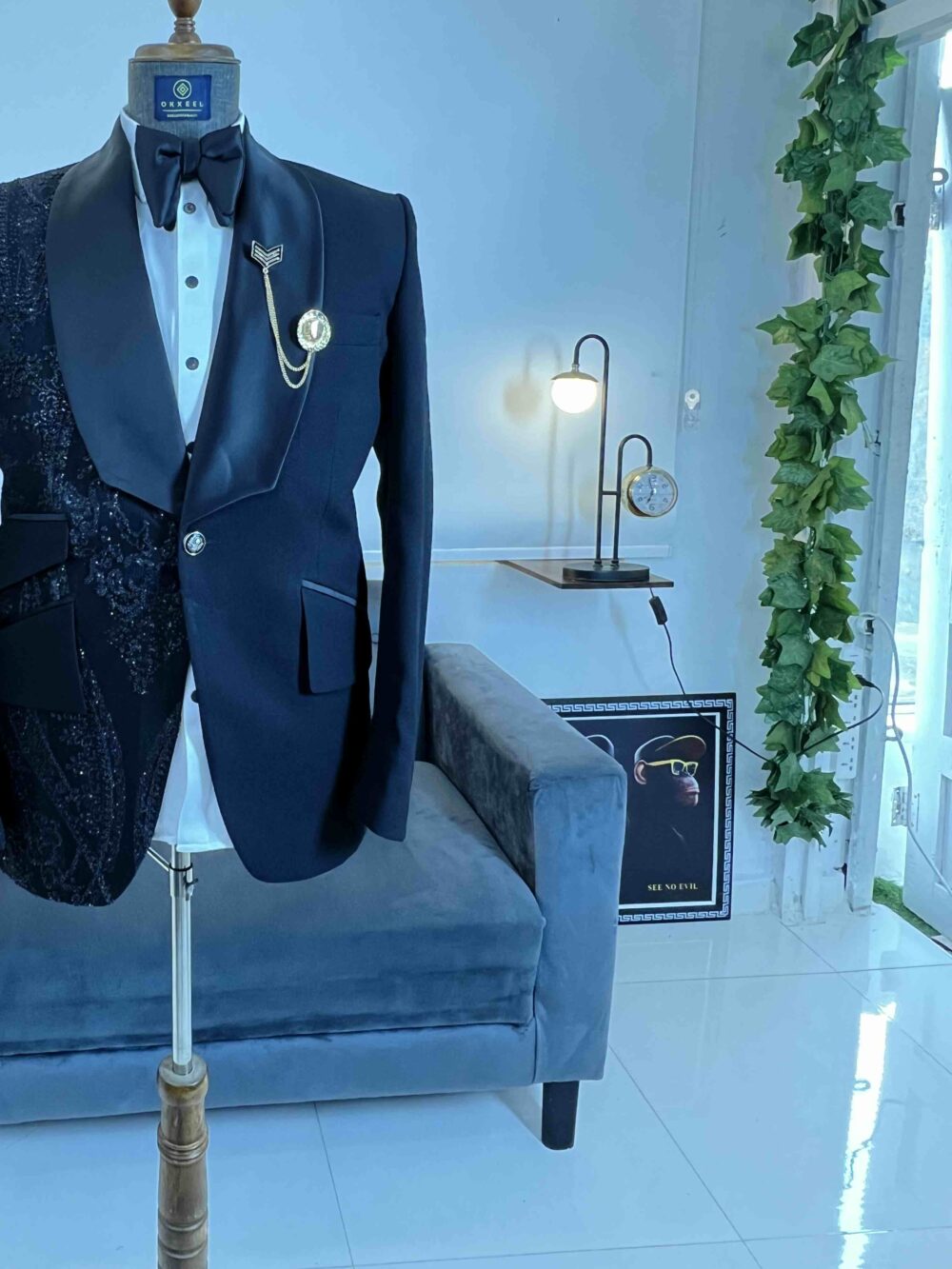 One sided embellished Black jacquard tuxedo suit. - Image 5