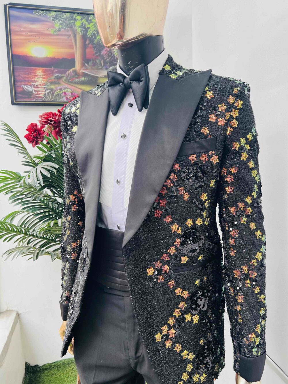 Black-gold sequence jacquard tuxedo suit