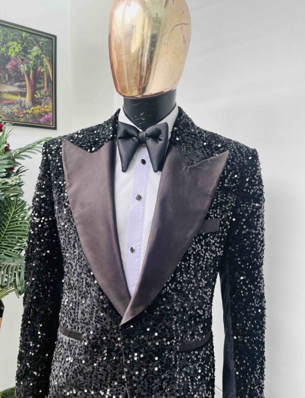 Black sequence jacquard tuxedo suit