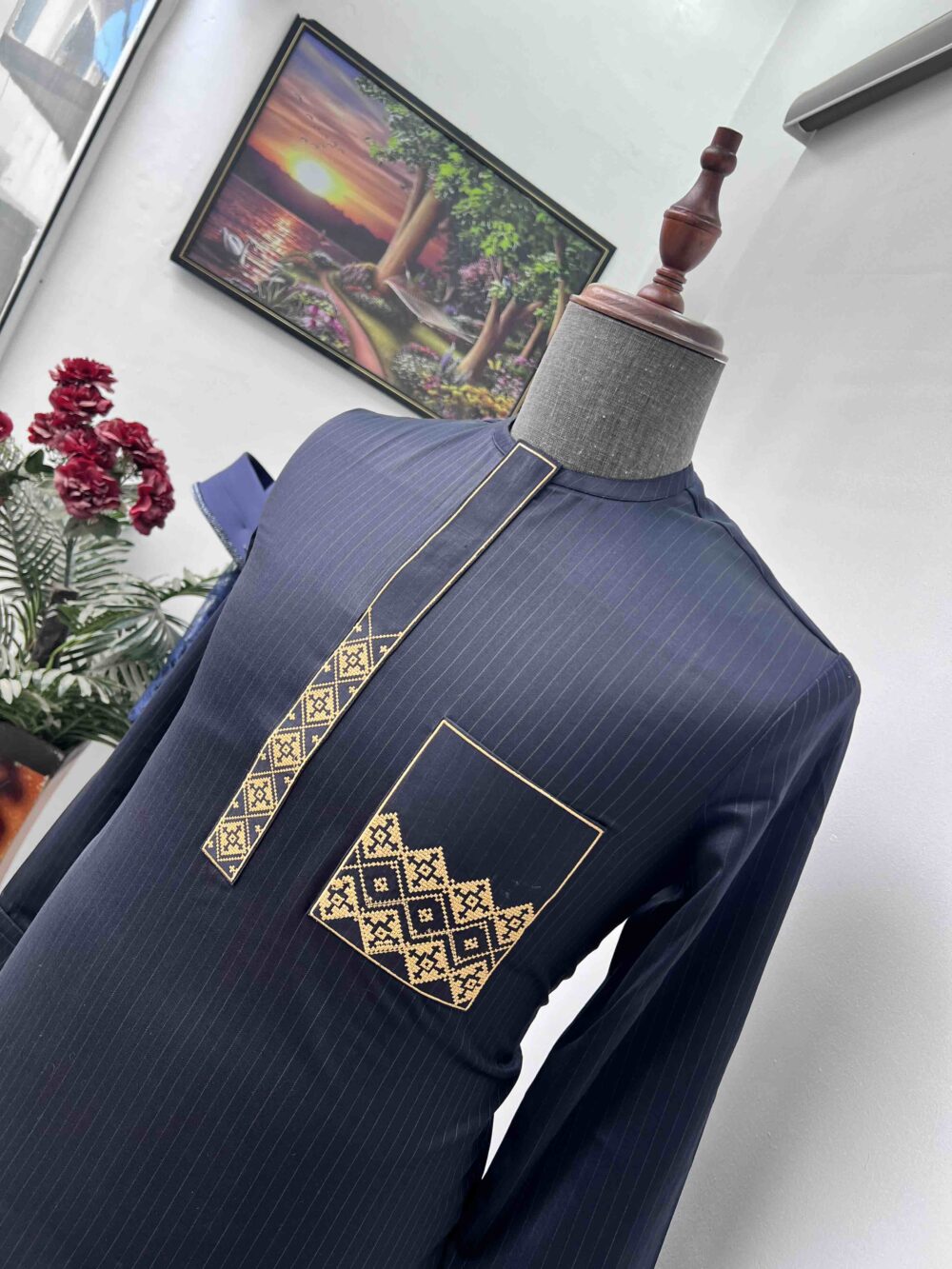 Blue-black embroidered kaftan