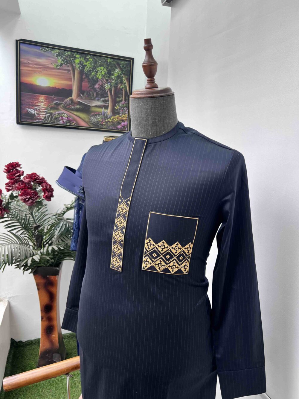 Blue-black embroidered kaftan