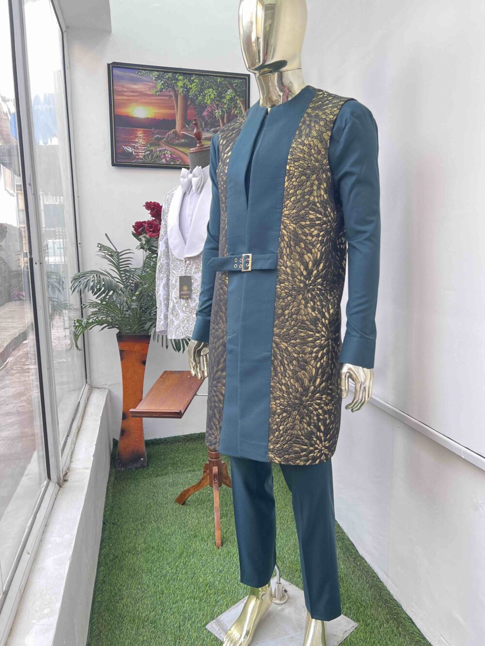 Army green kaftan with a sleeveless kimono suit